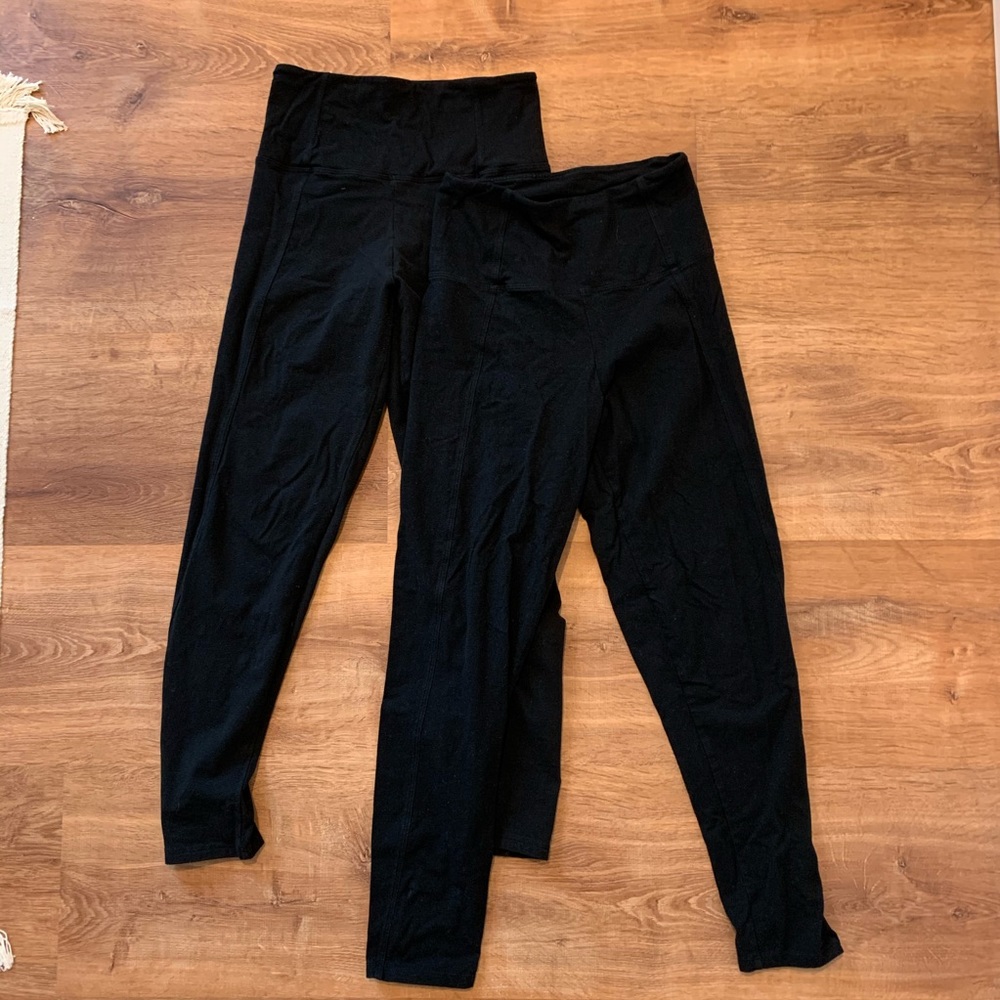 Set of 2 pink leggings
